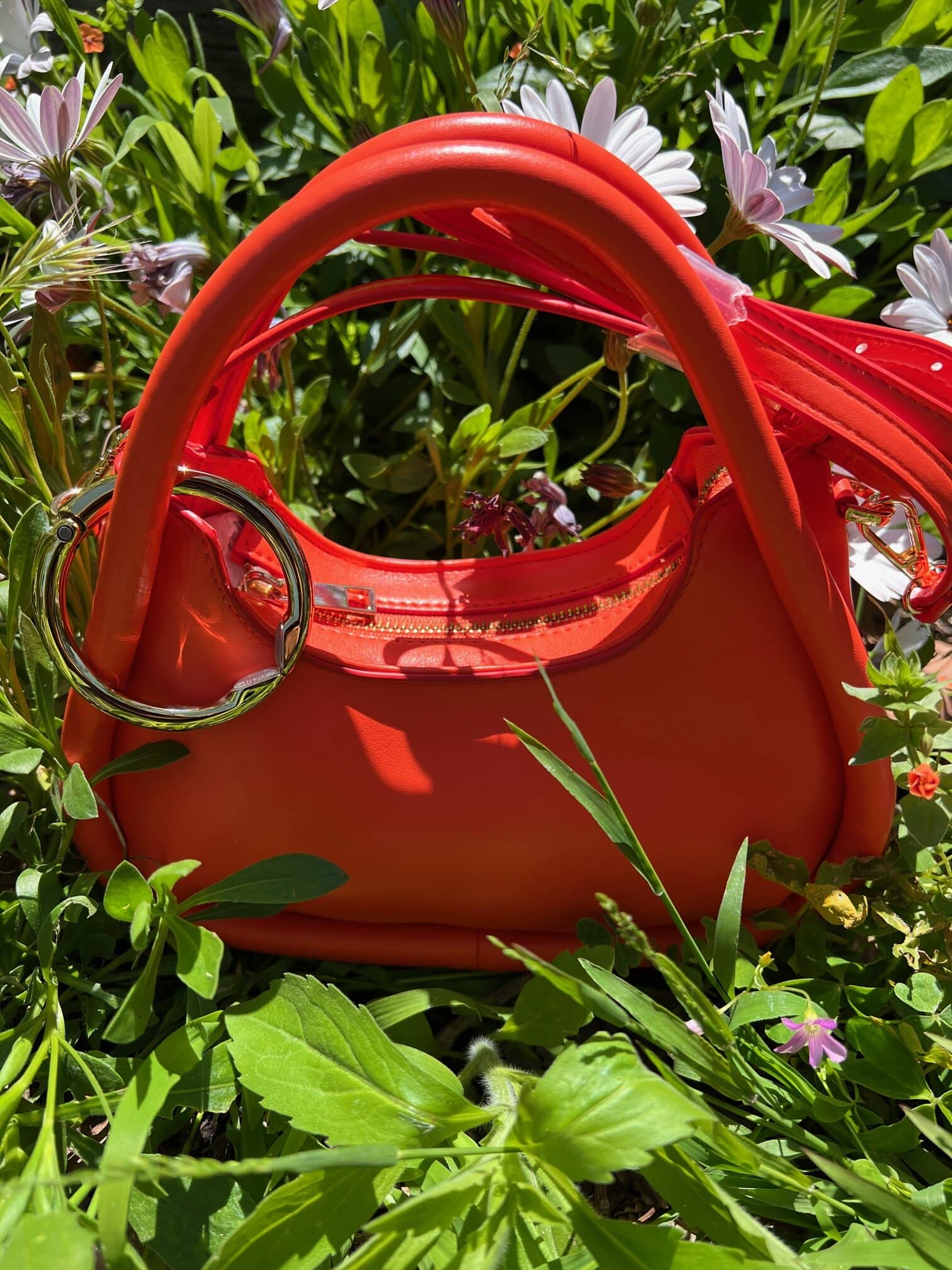 Springing For A New Bag Purse Hangers Clipa The Instant Bag Hanger springing-for-a-new-bag-purse-hangers-clipa-the-instant-bag-hanger